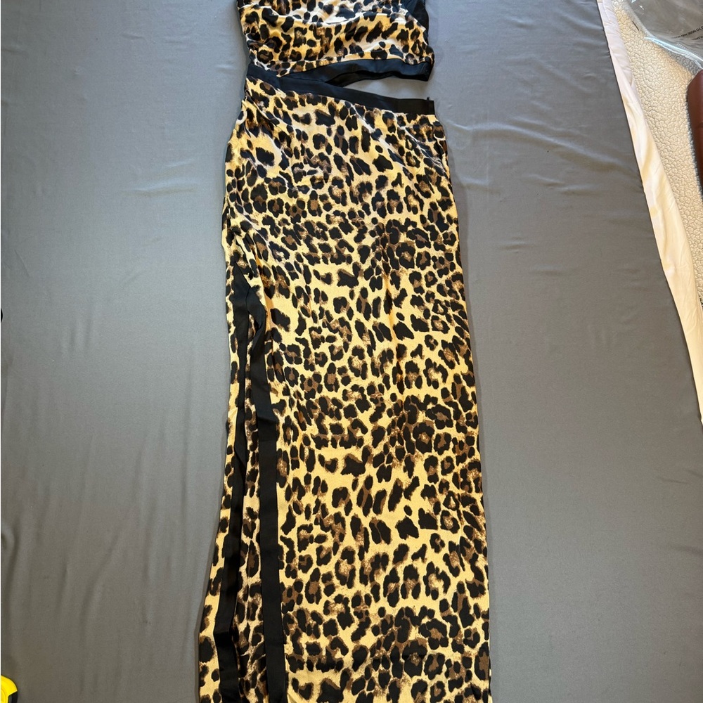 Leopard Print Maxi Dress with Side Slit - Black & Brown - Picture 2 of 7